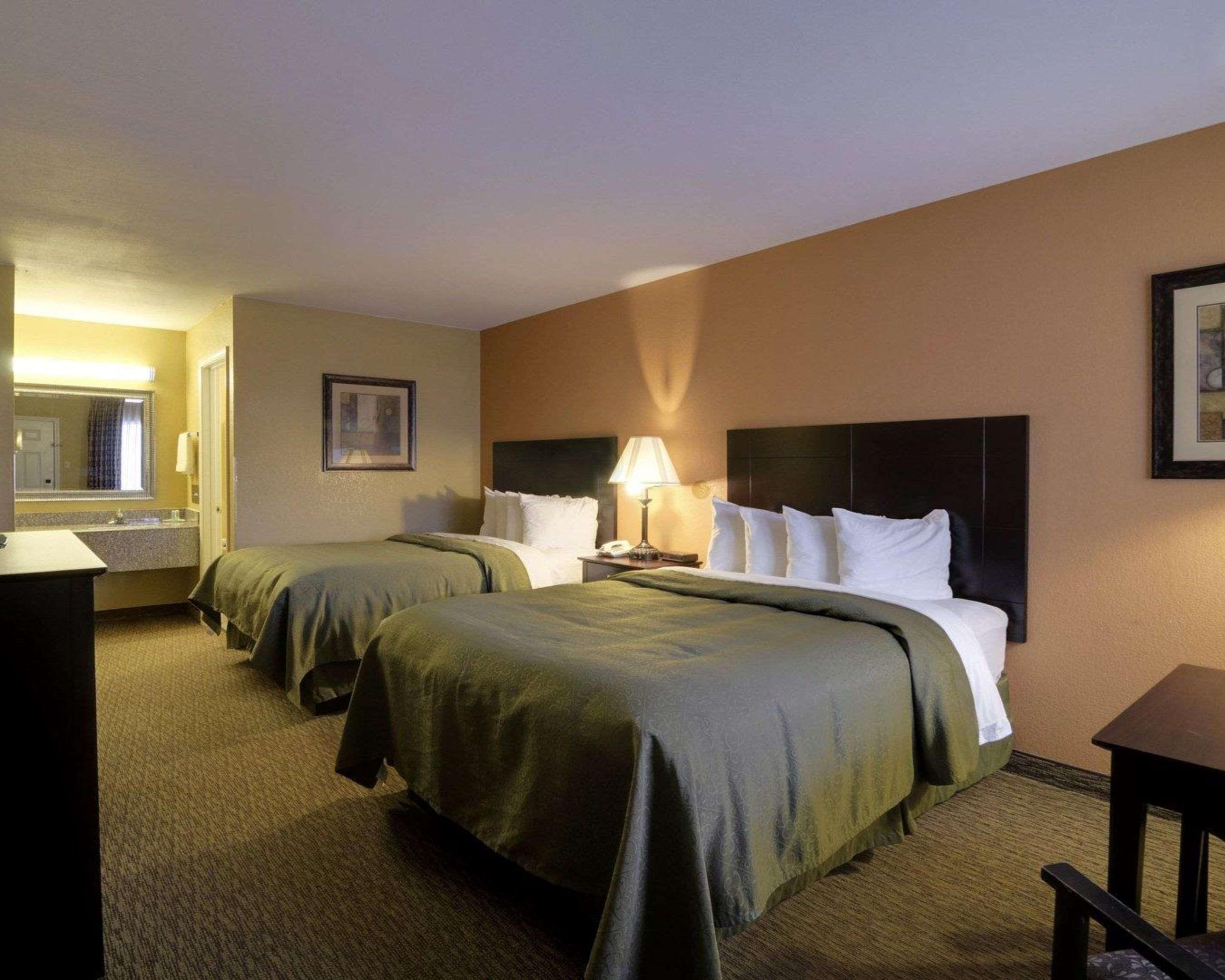 Quality Inn Russellville I-40 Eksteriør billede