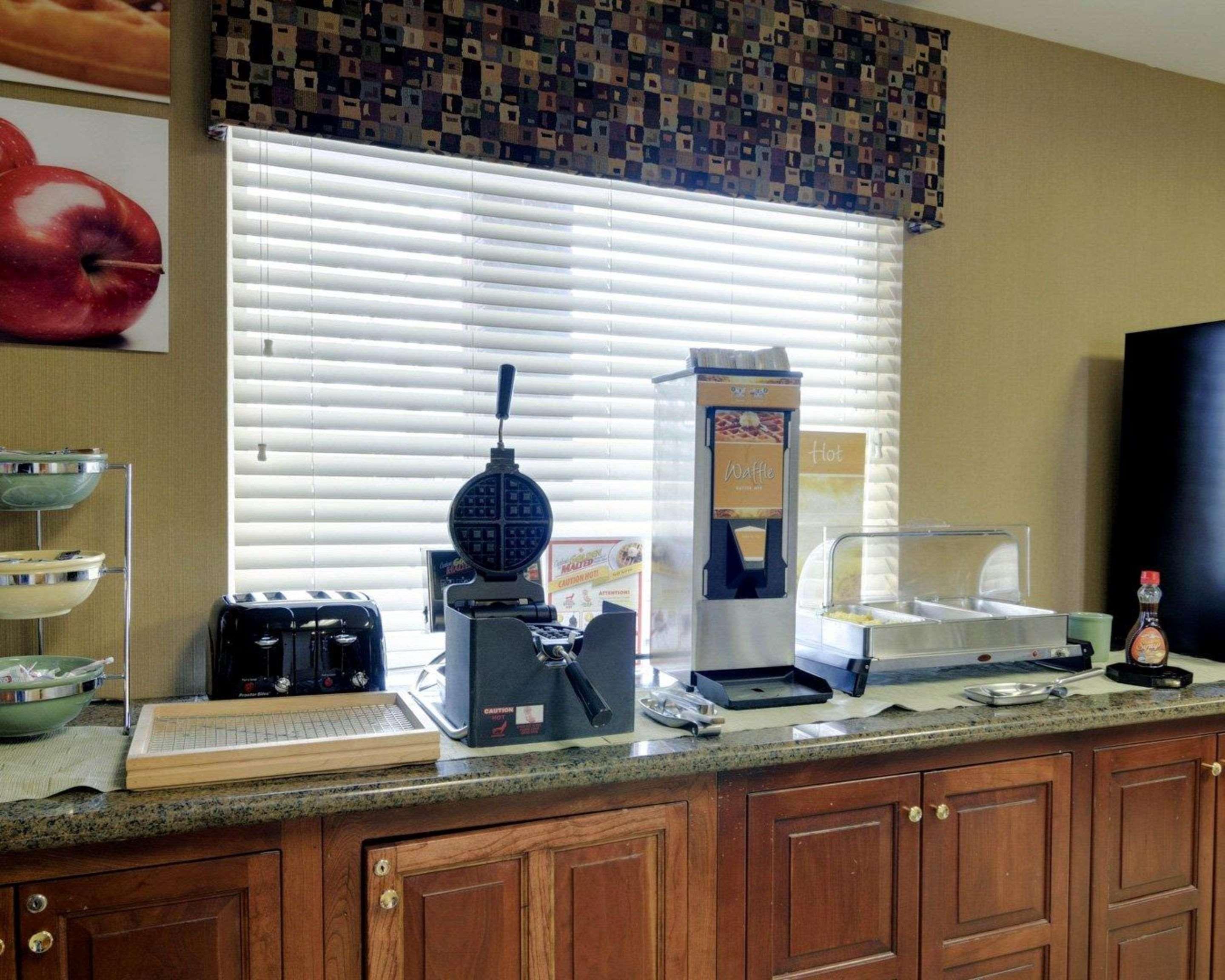 Quality Inn Russellville I-40 Eksteriør billede
